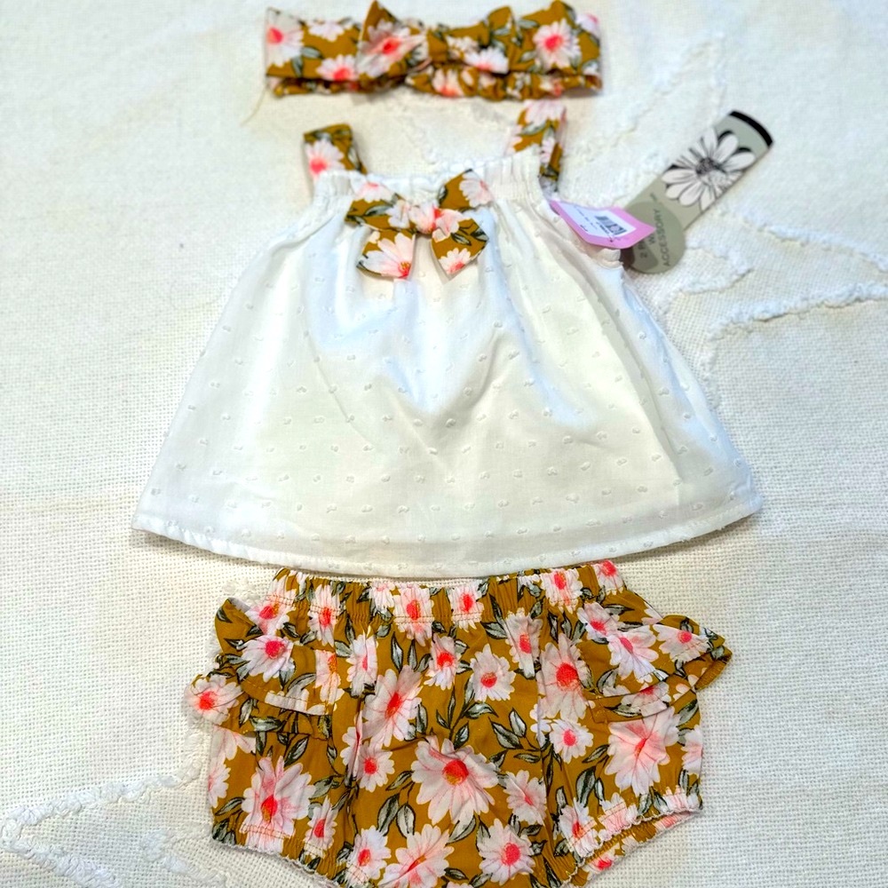 NWT Daisy Fuentes 0-3 months summer outfit